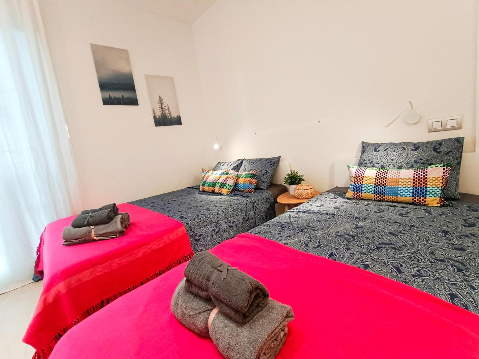 Oasis Rooms Barcelona - By Ronda Universidad Extérieur photo